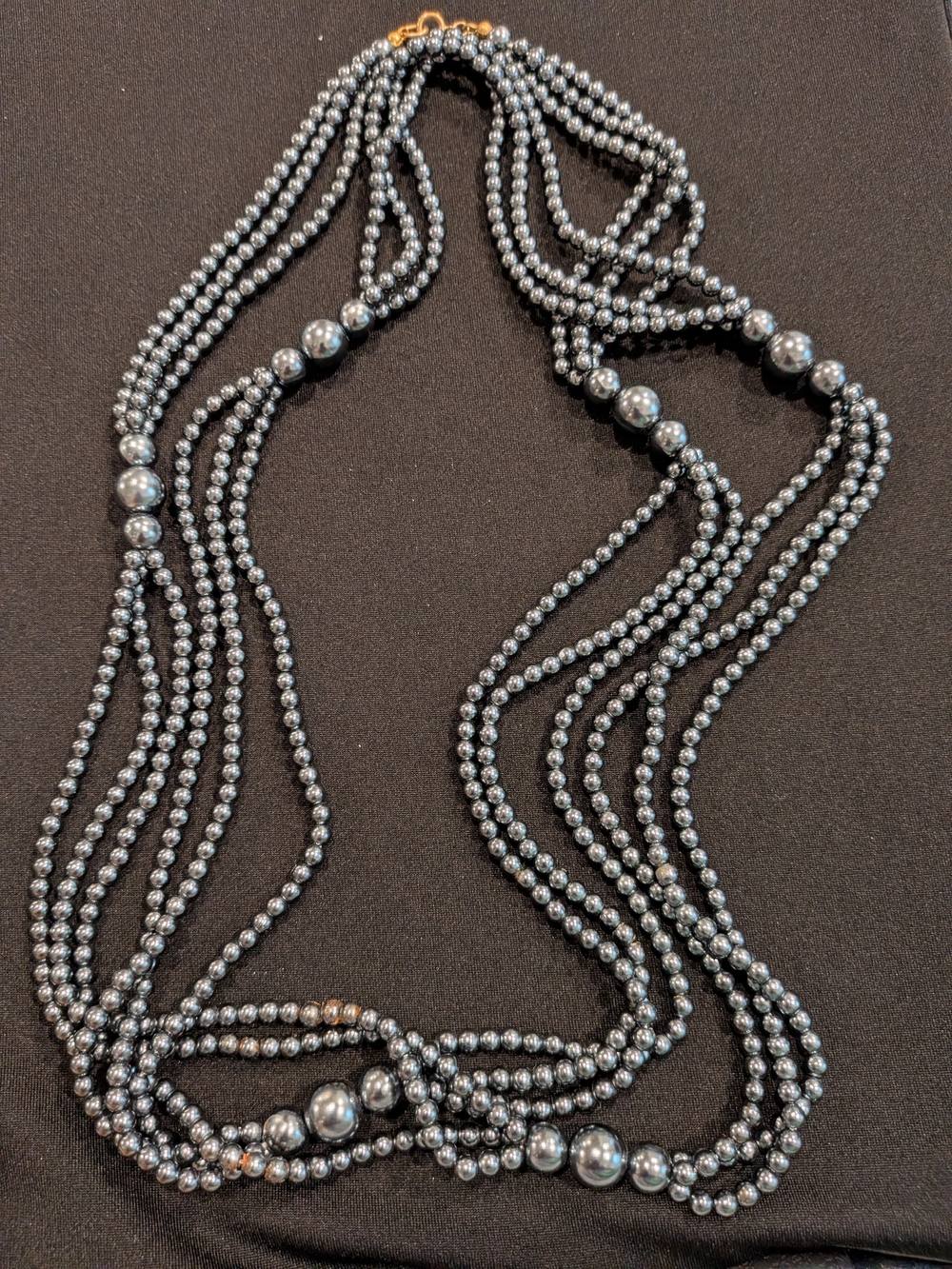 Multi- Layered Statement Grey Perls Necklace - Women's Fashion Jewelry